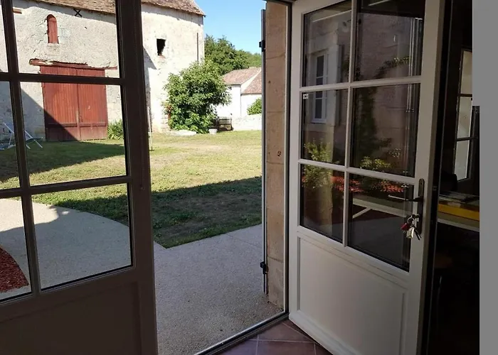 Le De Saint-maixent Le Petit Hébergement de vacances